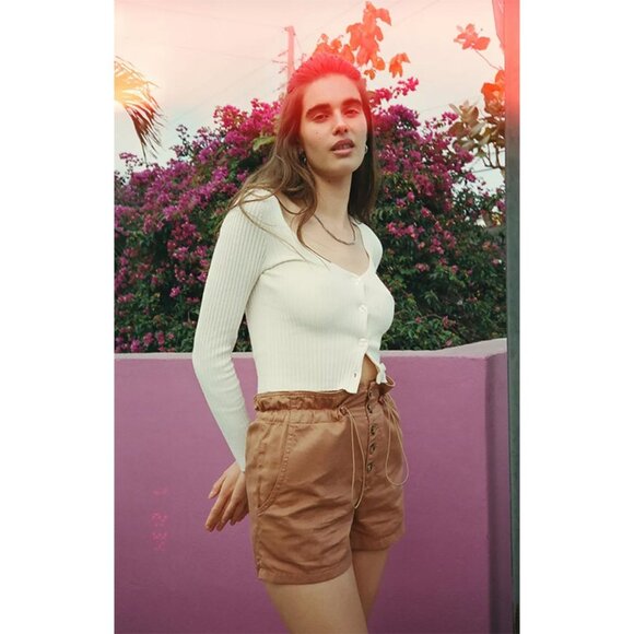 BDG Urban Outfitters UO Terra Bungee Paperbag Short High Rise Button Fly Brown - Picture 2 of 7